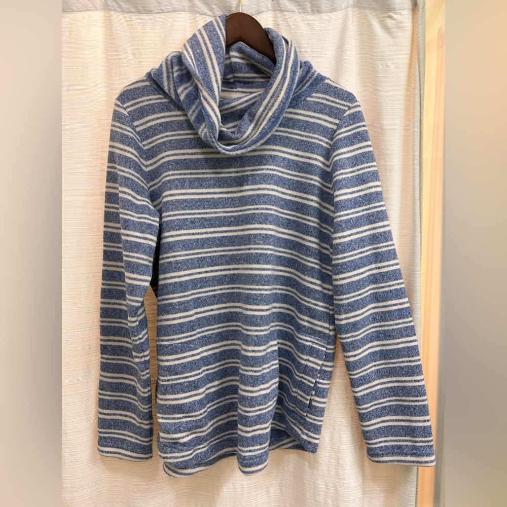 LL BEAN Turtleneck Sweater